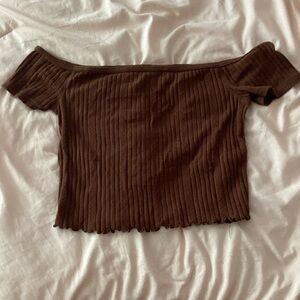 off the shoulder brown cropped top // size L // from aéropostale